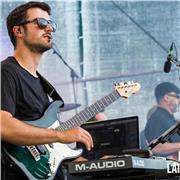 CLASES DE GUITARRA, ARMONÍA, BAJO ELÉCTRICO, PIANO Y LENGUAJE MUSICAL